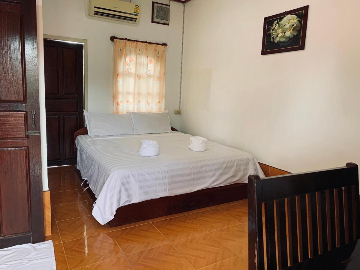 Dalom Guesthouse Ban Dondét Eksteriør bilde