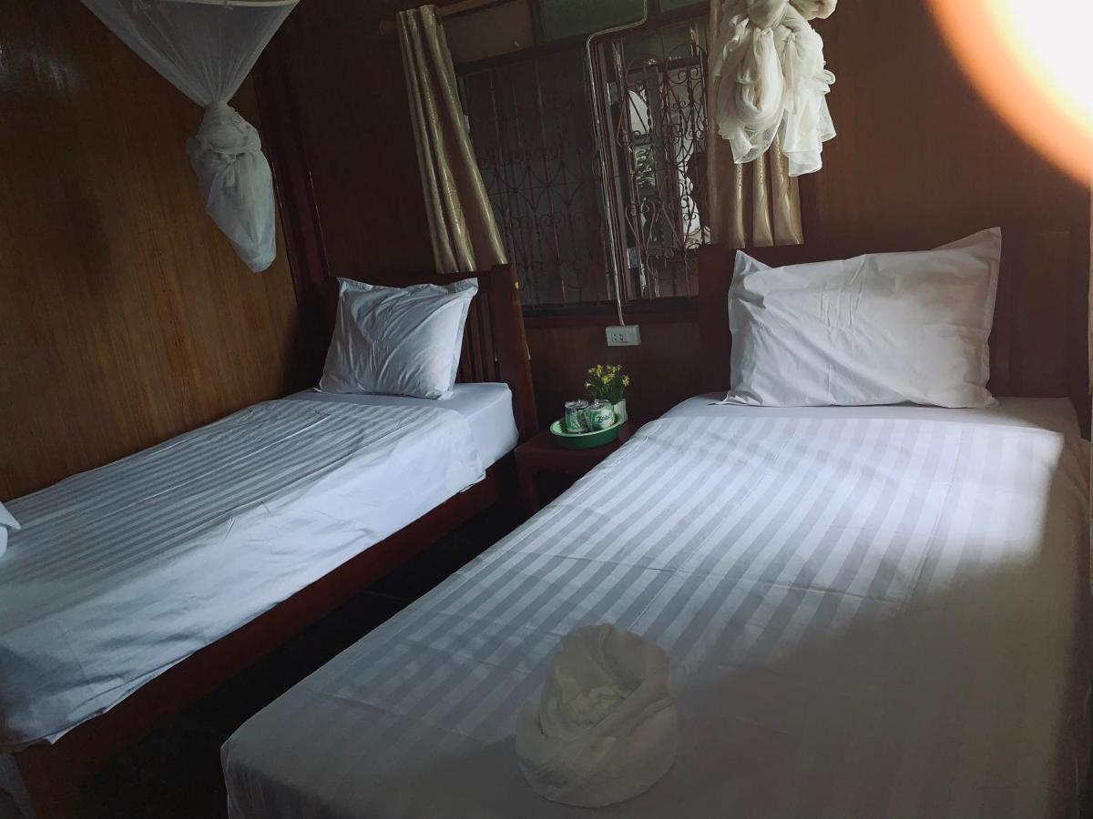 Dalom Guesthouse Ban Dondét Eksteriør bilde